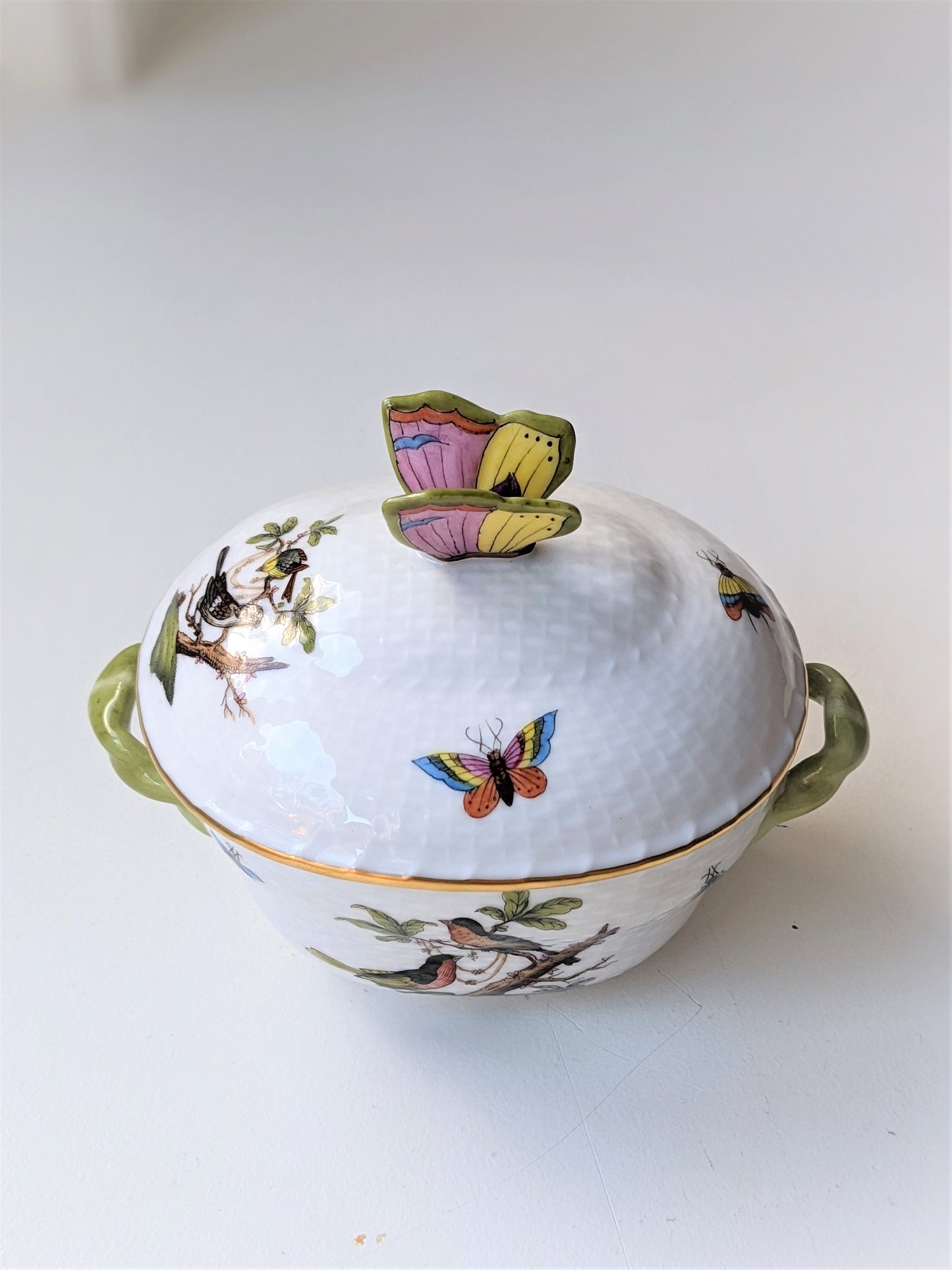 Herend Rothschild Bird Covered Bon Bon Butterfly Finial Bowl, Pettern 6018, Hand Painted, Crafted in Hungary