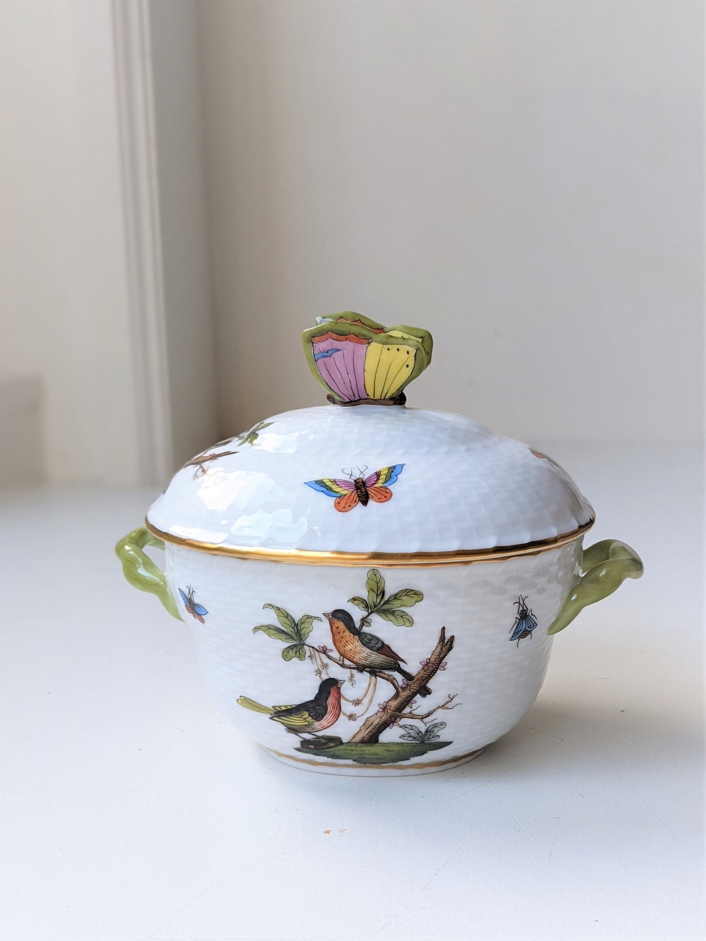 Herend Rothschild Bird Covered Bon Bon Butterfly Finial Bowl, Pettern 6018, Hand Painted, Crafted in Hungary